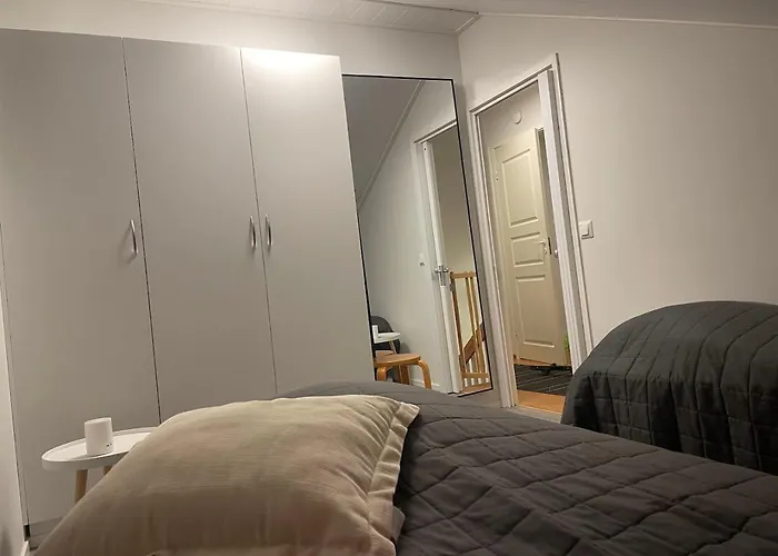 Hiihtaejaenkuja 5a4, *